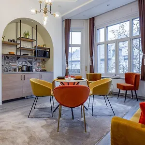 https://gellrt-budapest-suites.inbudapesthotels.com
